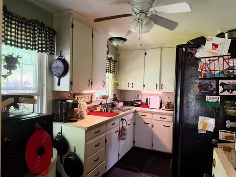 Kitchen - 60 Mark St, Springfield, VT 05156 photo 4 of 4