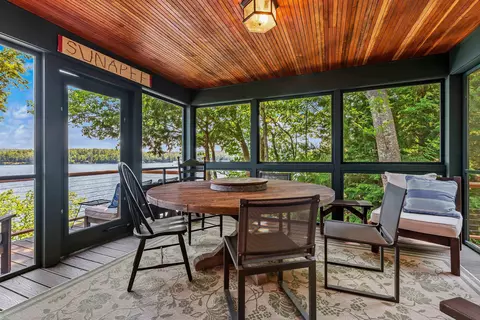 Exterior - 7 Bay Point Ln, Sunapee, NH 03782 photo 4 of 10