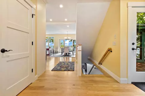 Entry Way - 7 Bay Point Ln, Sunapee, NH 03782 photo 1 of 6