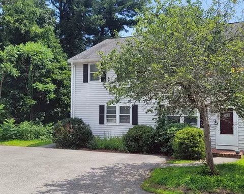 286 Winding Pond Rd #286, Londonderry, NH 03053
