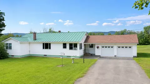 Exterior - 29 Baker Rd, Springfield, VT 05156 photo 3 of 10