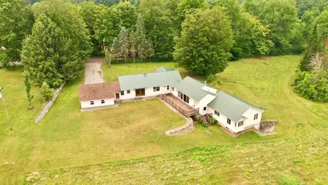 Exterior - 29 Baker Rd, Springfield, VT 05156 photo 4 of 10