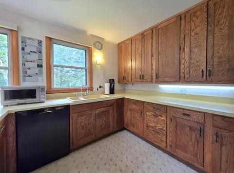 Kitchen - 29 Baker Rd, Springfield, VT 05156 photo 3 of 3