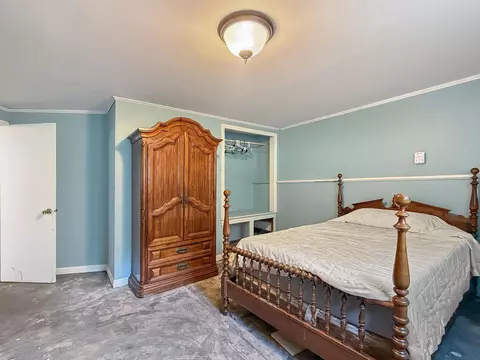 Bedroom - 215 Mill Brook Rd, Bloomfield, VT 05905 photo 5 of 6