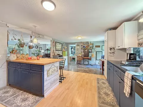 Kitchen - 215 Mill Brook Rd, Bloomfield, VT 05905 photo 4 of 7