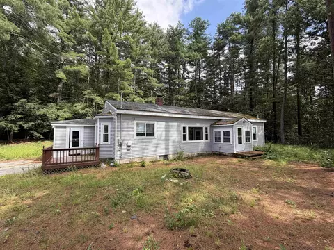 301 Webster St, Hudson, NH 03051