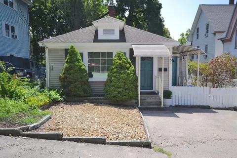 461 Manchester St, Manchester, NH 03103