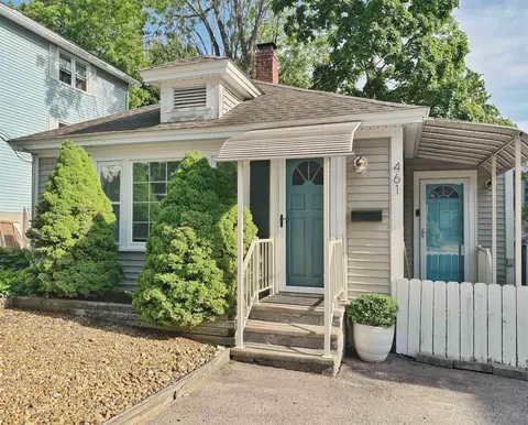 461 Manchester St, Manchester, NH 03103