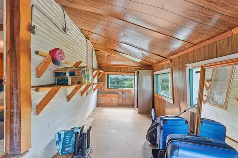 Entry Way - 258 Buttolph Rd, Shoreham, VT 05770 photo 1 of 2