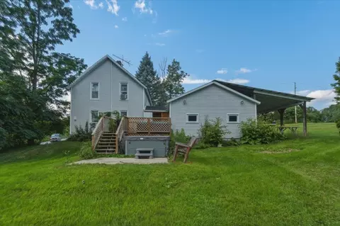 Exterior - 258 Buttolph Rd, Shoreham, VT 05770 photo 2 of 9