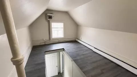 Entry Way - 16 Water St, Barton, VT 05822 photo 1 of 1