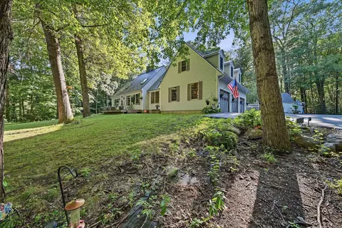 Exterior - 85 Maple Ave, Atkinson, NH 03811 photo 14 of 18