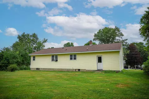 Exterior - 144 Vt Route 15, Jericho, VT 05465 photo 3 of 9