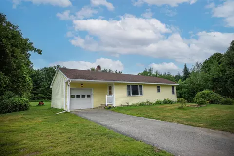 Exterior - 144 Vt Route 15, Jericho, VT 05465 photo 2 of 9