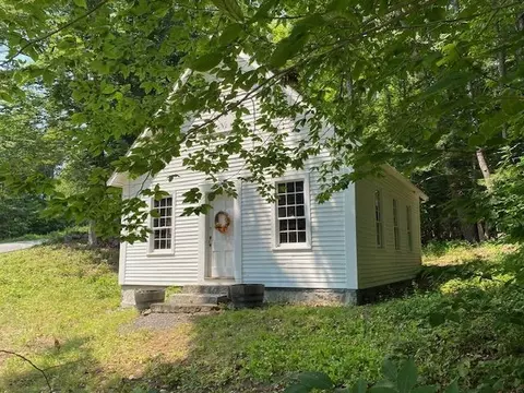 96 Nelson Hill Rd, Sutton, NH 03221
