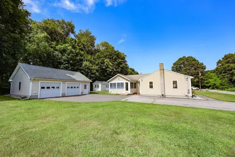 2 Mill St, Merrimack, NH 03054