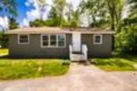 16 Gorham Dr, Dunbarton, NH 03046