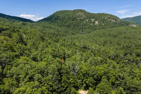 Worden Road, Jamaica, VT 05343