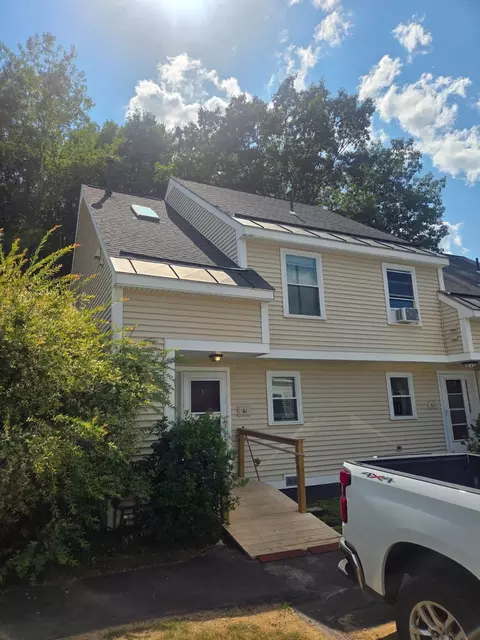 61 Bluffs Dr, Concord, NH 03303