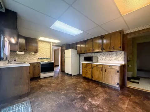 Kitchen - 32 Hartness Ave, Springfield, VT 05156 photo 3 of 4