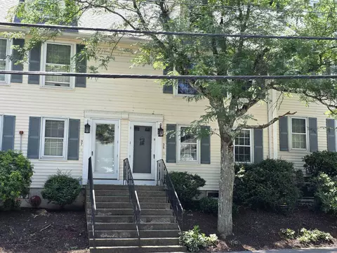 35 Beech Hill Ave, Manchester, NH 03103