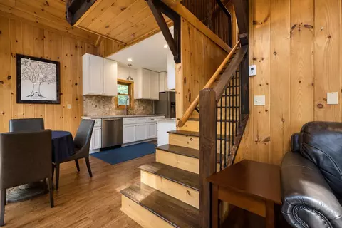 Entry Way - 34 Elm St, Ossipee, NH 03864 photo 4 of 9