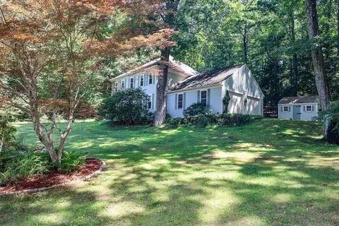 23 Lorisa Ln, Milford, NH 03055
