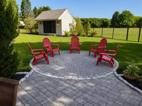 Exterior - 11 Post Rd, North Hampton, NH 03862 photo 8 of 13