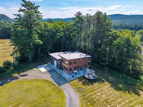 64 Bullock Rd, Norwich, VT 05055