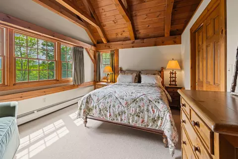 Bedroom - 6 Sunset Ridge Rd, Winhall, VT 05340 photo 5 of 10