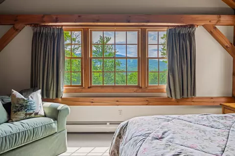 Bedroom - 6 Sunset Ridge Rd, Winhall, VT 05340 photo 4 of 10