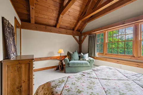 Bedroom - 6 Sunset Ridge Rd, Winhall, VT 05340 photo 3 of 10