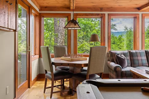 Dining - 6 Sunset Ridge Rd, Winhall, VT 05340 photo 5 of 6