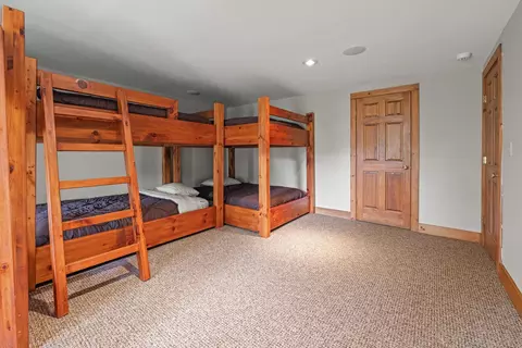 Bedroom - 6 Sunset Ridge Rd, Winhall, VT 05340 photo 10 of 10