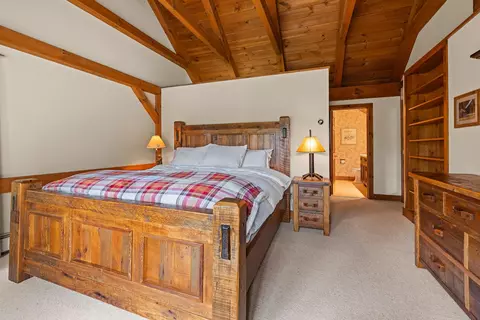 Bedroom - 6 Sunset Ridge Rd, Winhall, VT 05340 photo 1 of 10