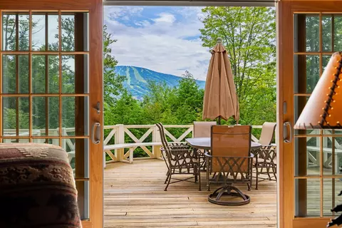 Exterior - 6 Sunset Ridge Rd, Winhall, VT 05340 photo 6 of 9