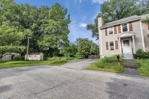 44 Emerald St, Manchester, NH 03103