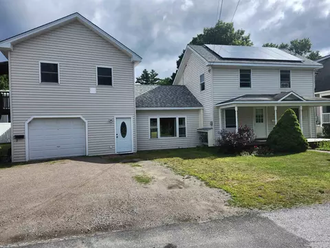 10 Jackson St, Essex Junction, VT 05452