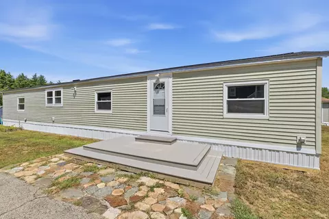 19 Cleo Cir, Rochester, NH 03868