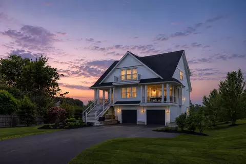 48 Watsons Lndg, Portsmouth, NH 03801