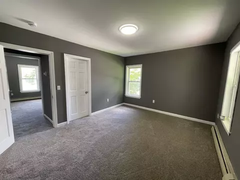 Bedroom - 24-26 North St, Proctor, VT 05765 photo 4 of 12