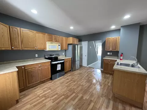 Kitchen - 24-26 North St, Proctor, VT 05765 photo 2 of 5