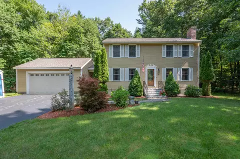 21 Marty Dr, Merrimack, NH 03054