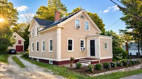 21 Linden St, Somersworth, NH 03878