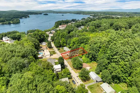 34 Valley St, Laconia, NH 03246