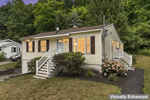 34 Valley St, Laconia, NH 03246