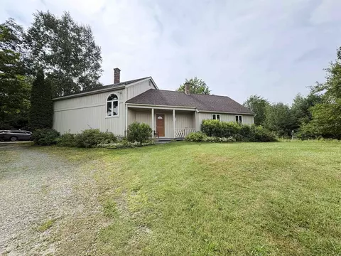 330 Woods Farm Rd, Derby, VT 05829