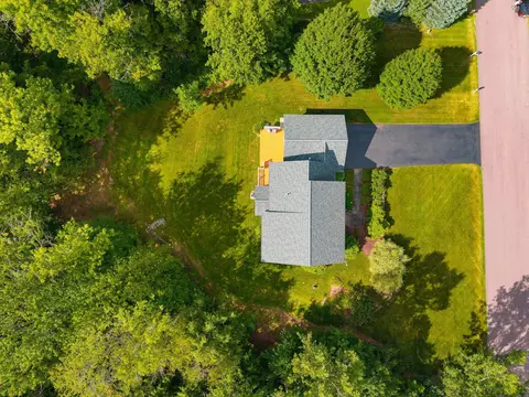 View/Area - 900 Ledgewood Dr, Williston, VT 05495 photo 3 of 3