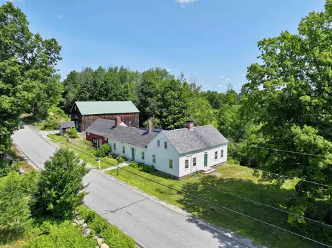 558 E Deering Rd, Deering, NH 03244