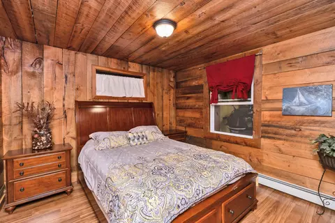 Bedroom - 431 Treelyn Rd, Stoddard, NH 03464 photo 5 of 6